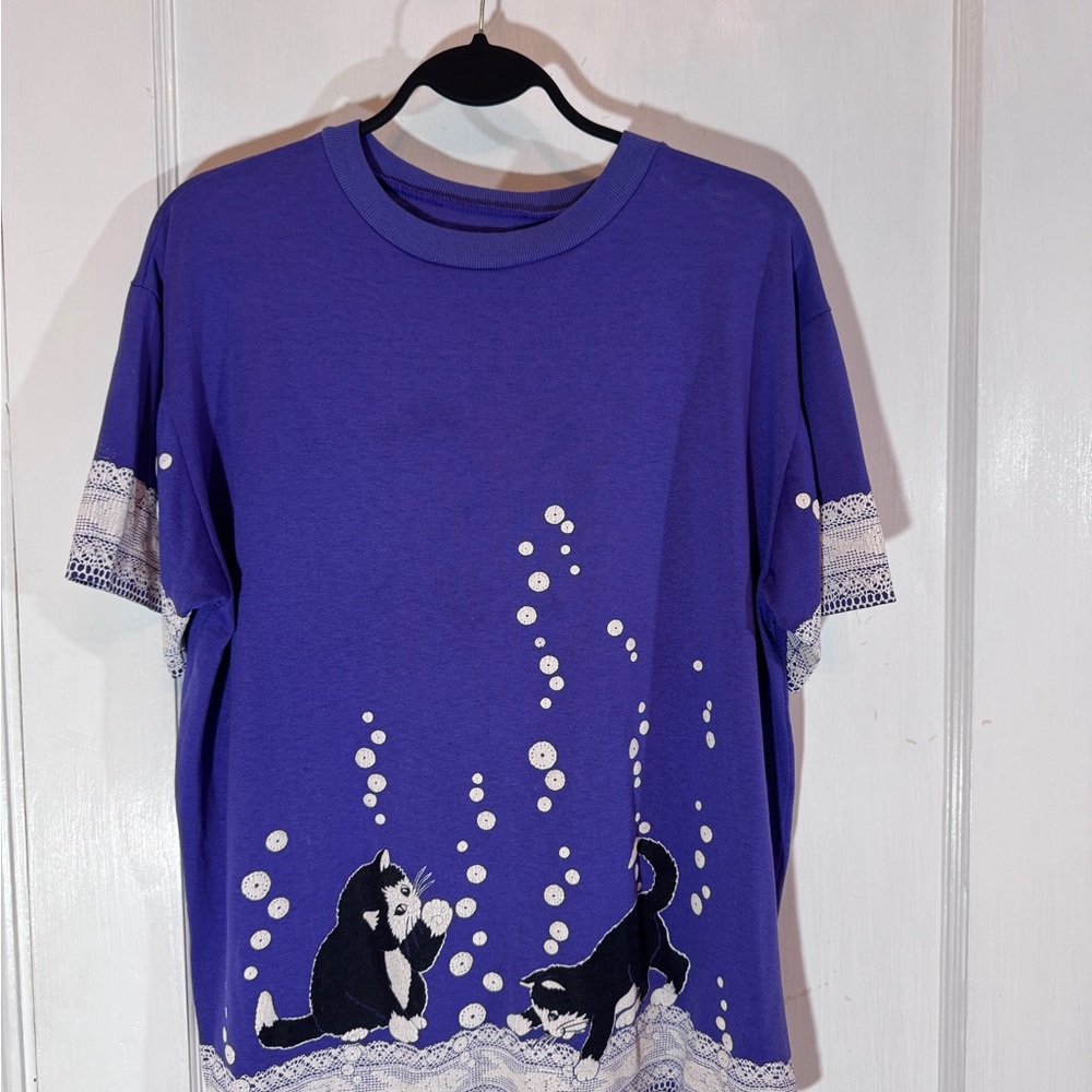 Vintage Cat Tshirt Lace Girlhoodcore Kitsch Grannycore Tee Shirt catcore purple